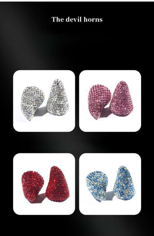 Internet Celebrity Interior Diamond Studded Small Horn Steering Wheel Instrument Panel Little Devil Ornament Creative_autovado.com