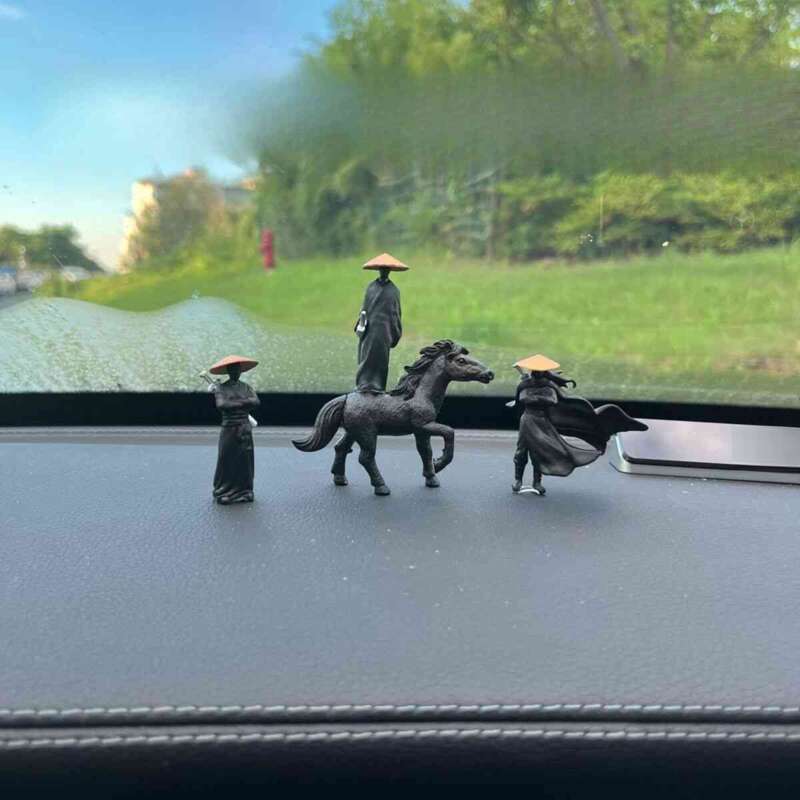 Hanjiang Lonely Shadow Style Xiake Ornament Jianghu Ancient Swordsman Center Console Display Car Decoration_autovado.com