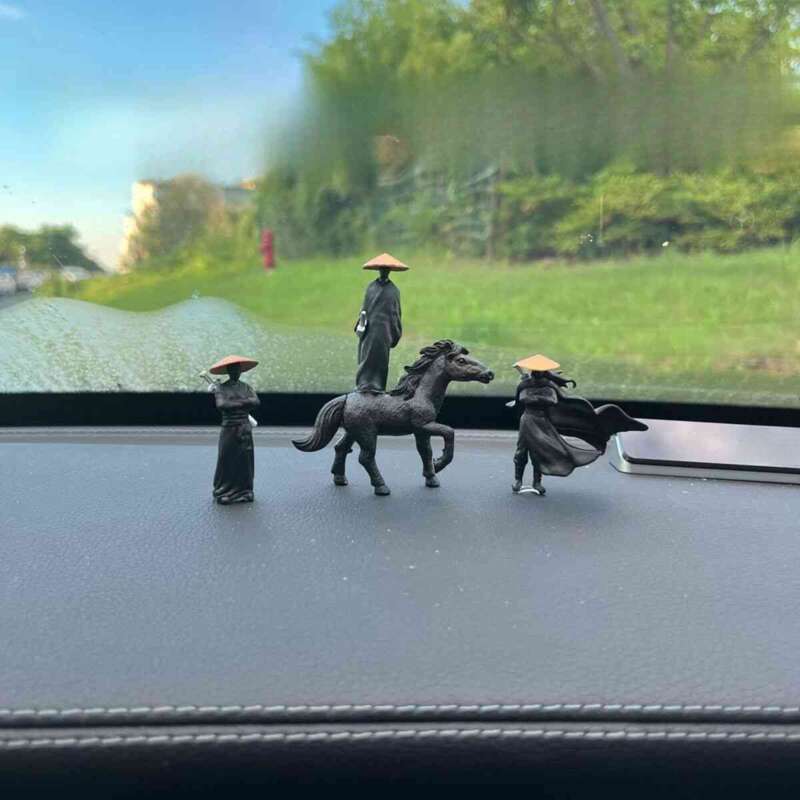Hanjiang Lonely Shadow Style Xiake Ornament Jianghu Ancient Swordsman Center Console Display Car Decoration_autovado.com